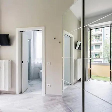 Citta Studi Bright And Stylish Flat With Balcony Appartement Milaan Buitenkant foto